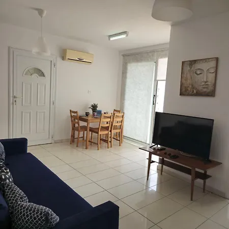 Appartement Merab Holidays Fa213